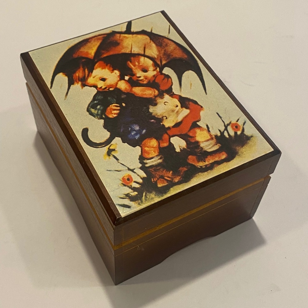 Sankyo Music Box Brown Excellent Kids Under‎ Umbrella Wood Japan Vintage